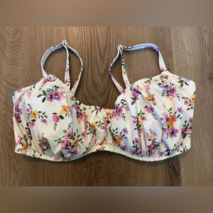 shade &shore wired bikini top size 38DD